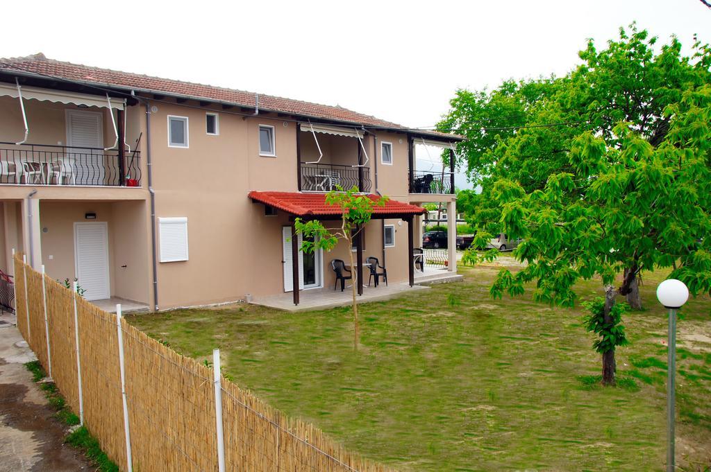 Kalouda Paralia Skotinis